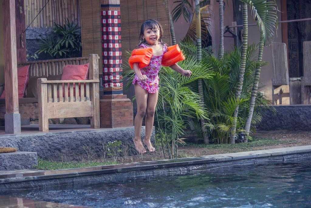 Hotel Global Royal Pemuteran Esterno foto