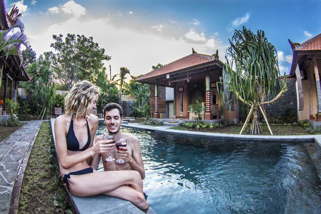 Hotel Global Royal Pemuteran Esterno foto