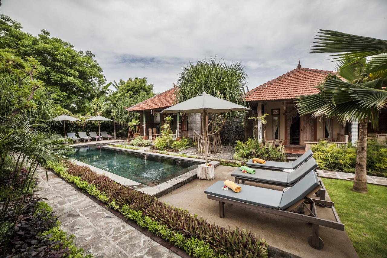 Hotel Global Royal Pemuteran Esterno foto